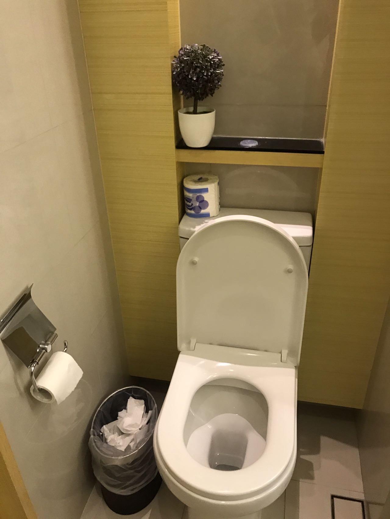 【六折转租】4.4-6.30西营盘a2地铁口 四星级酒店 双床位（可合并）