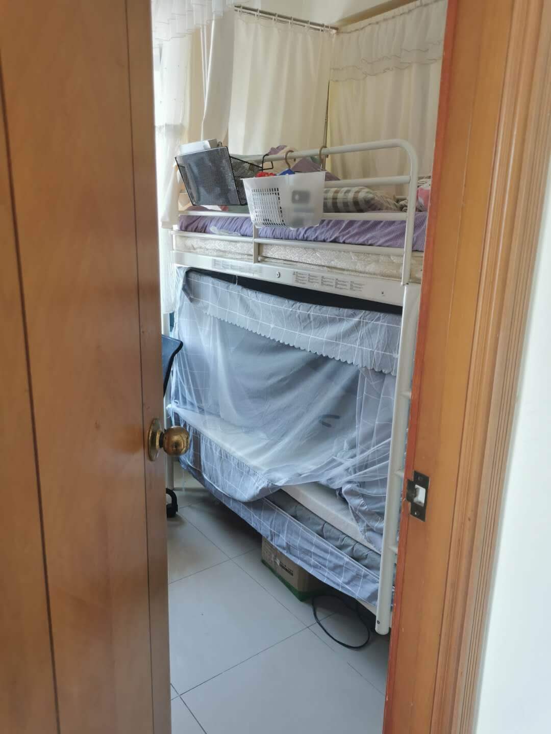 大埔中心采光好大飘窗上铺转租，楼下巴士直达教大中大