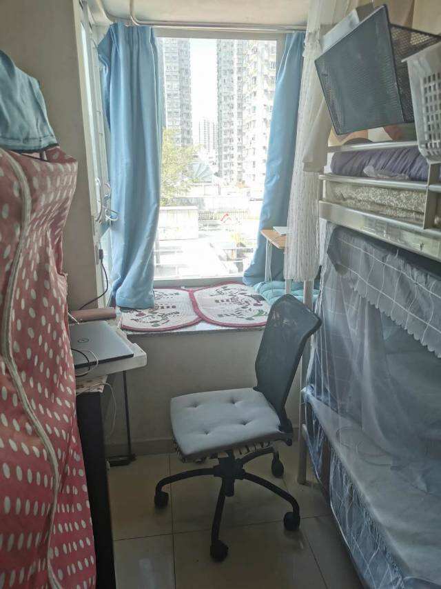 大埔中心采光好大飘窗上铺转租，楼下巴士直达教大中大