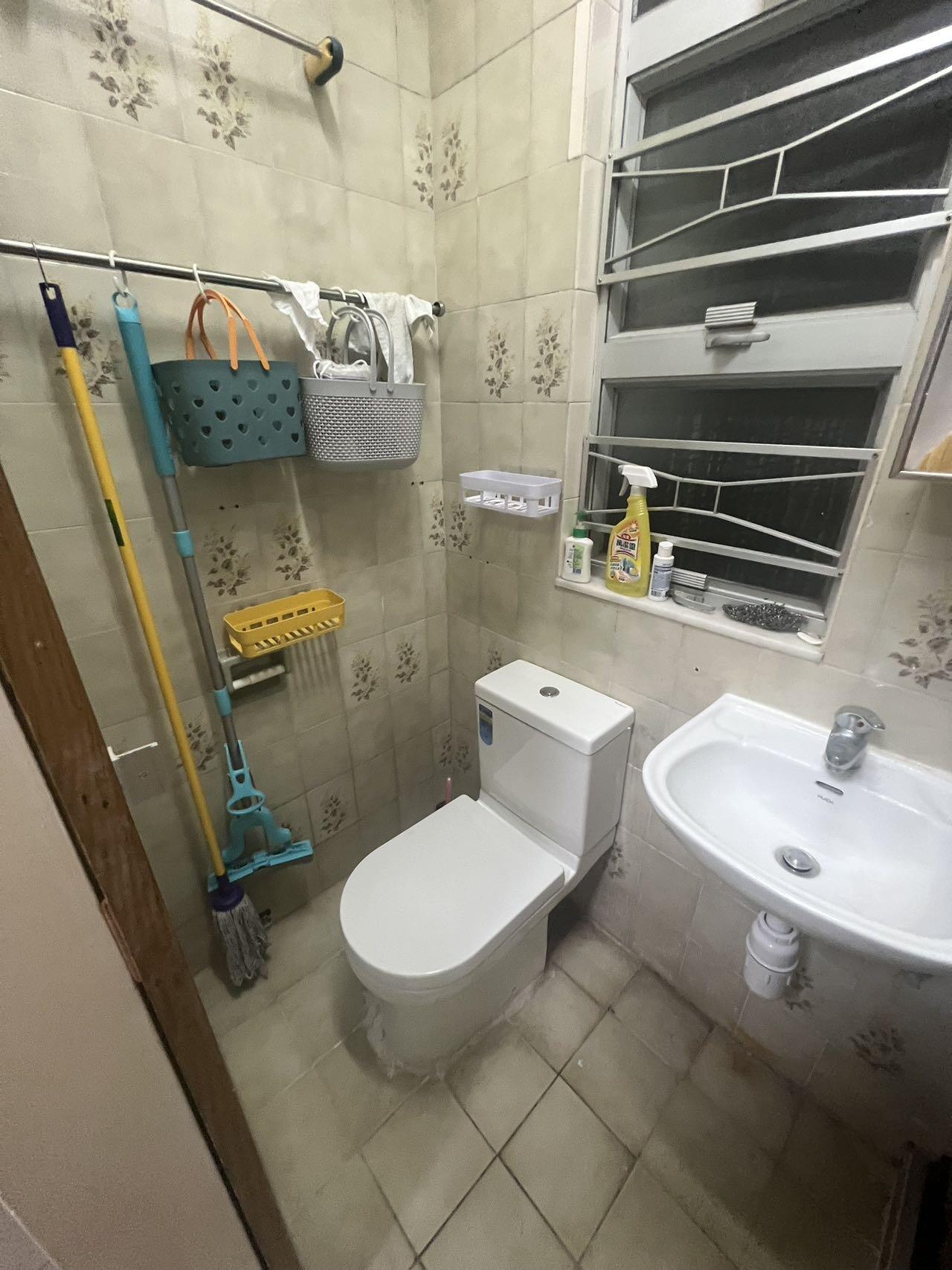 距离西营盘地铁5min距离 近港大 拎包入住