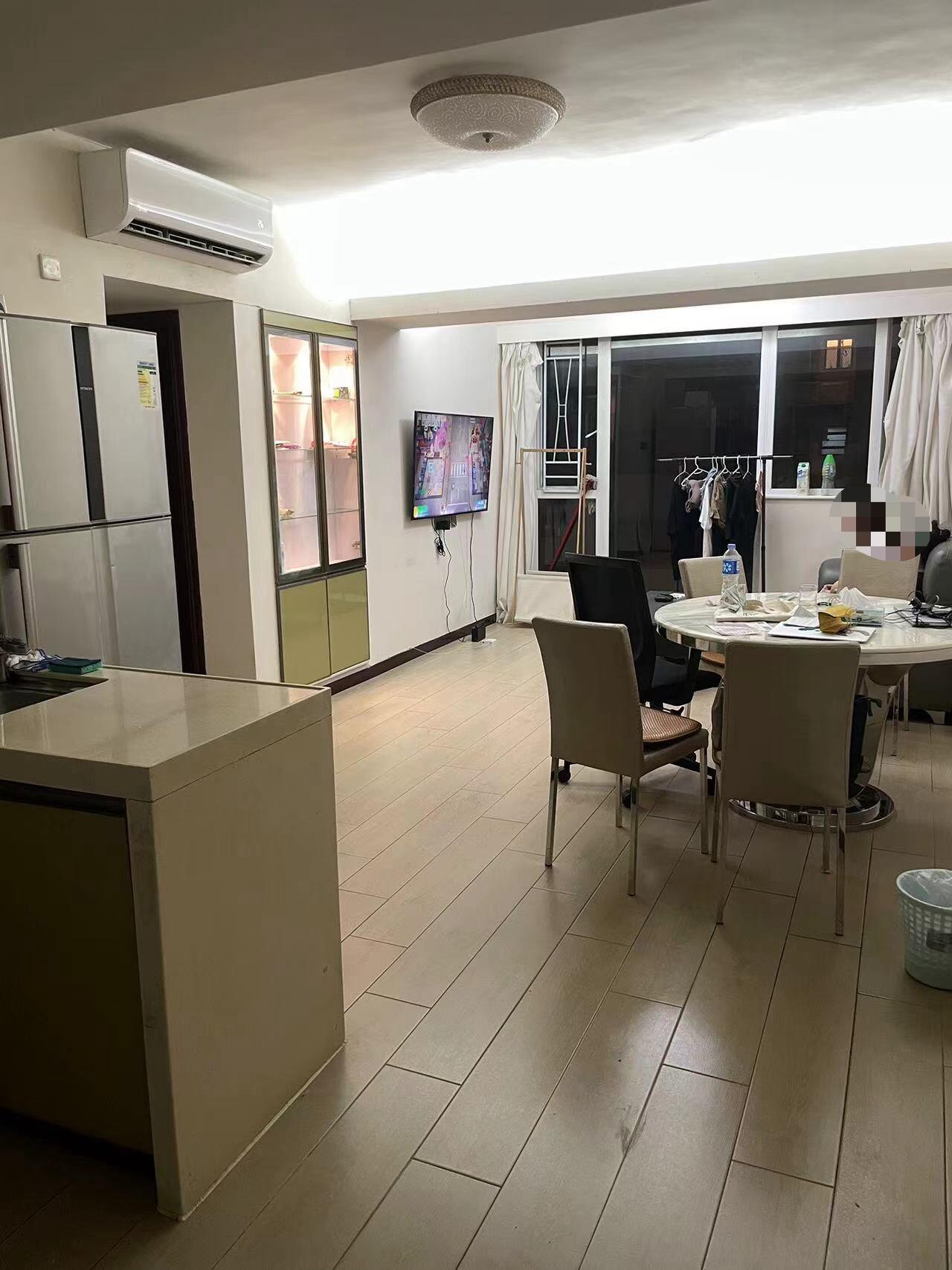 銅鑼灣海景套房找女生租客