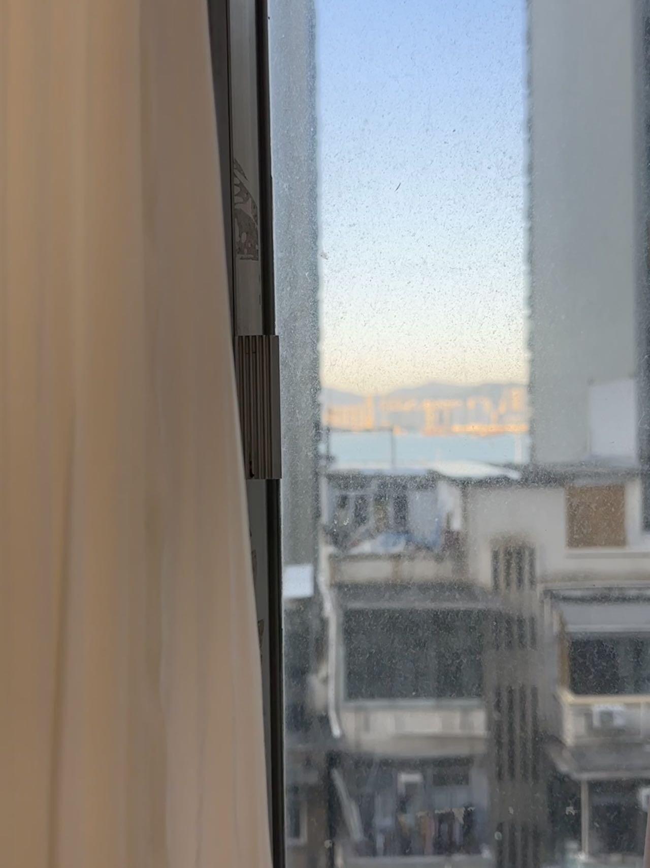 「地铁站2分钟」🔥👭超近港大中环海景房出租