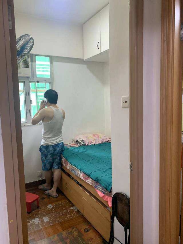 转租|近港大B1口|有家电|女生