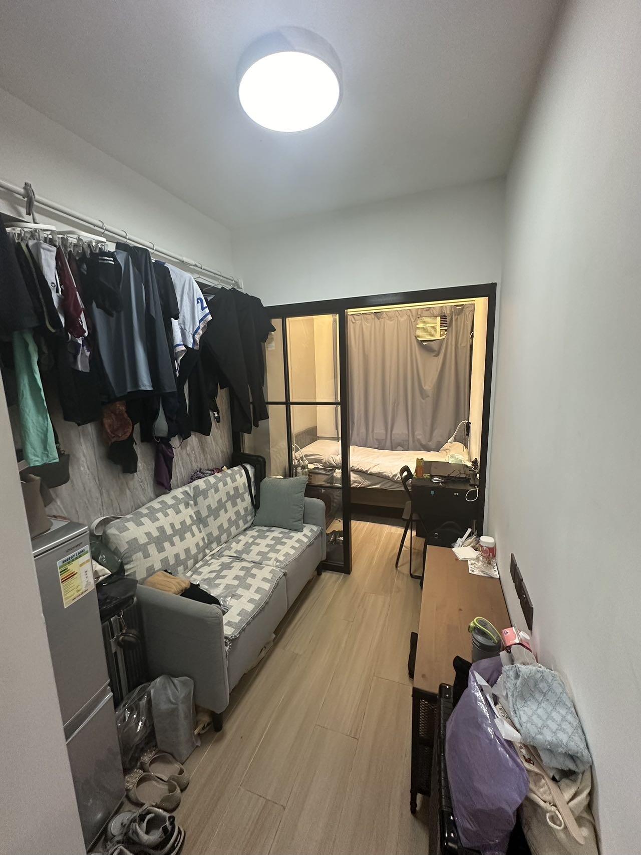 尖沙咀 1房1厅 个人公寓 一分钟到地铁站