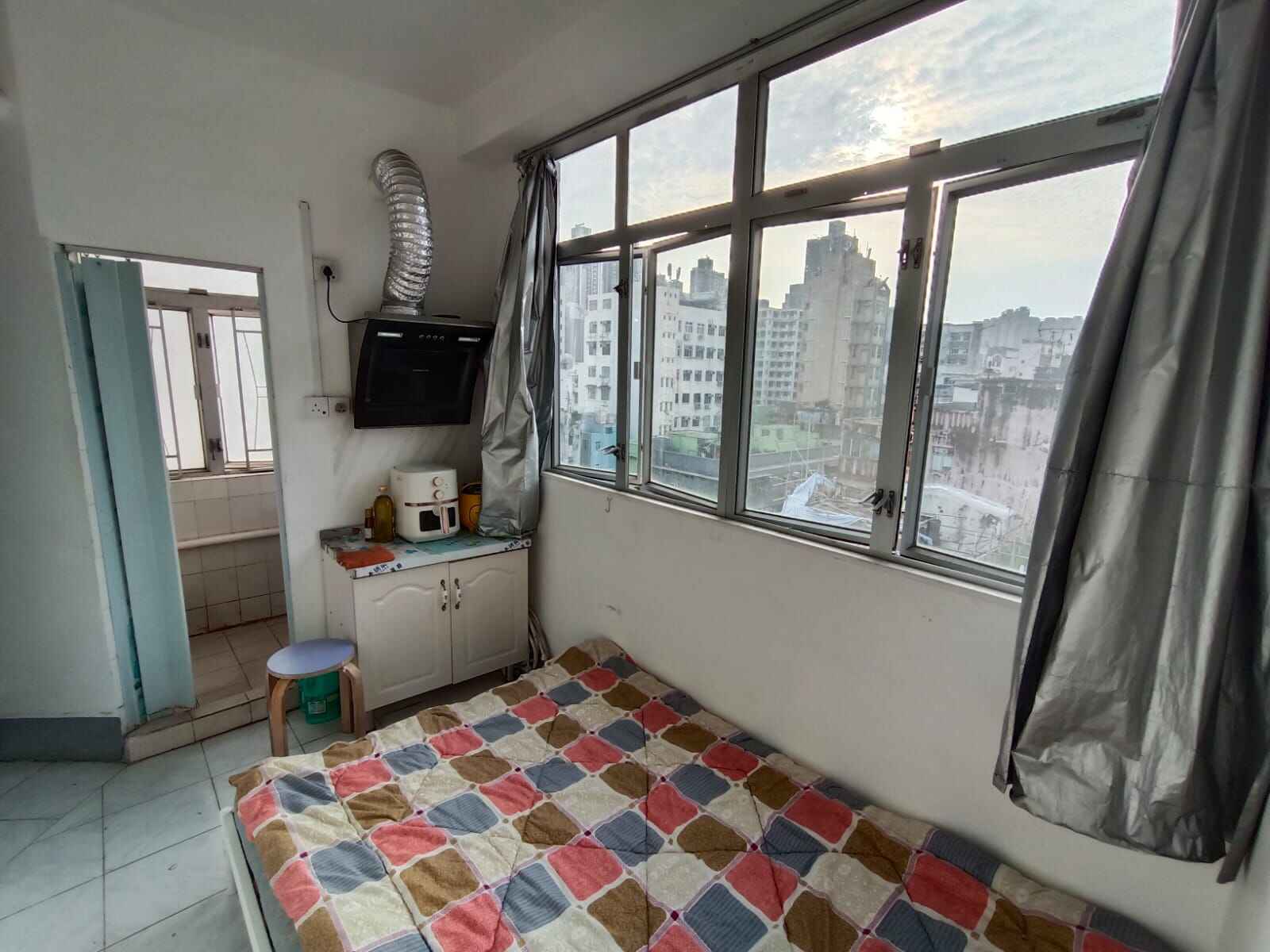 深水埗套房7300一個月（已出租）