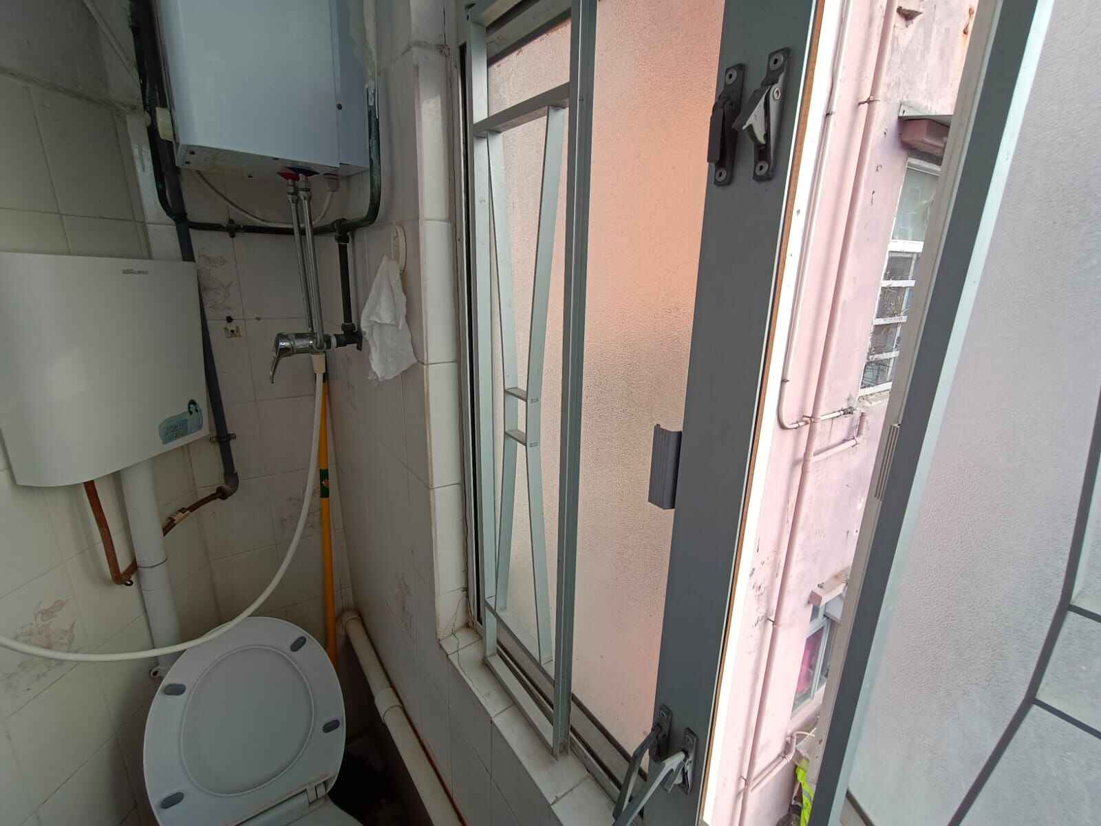 深水埗套房7300一個月（已出租）
