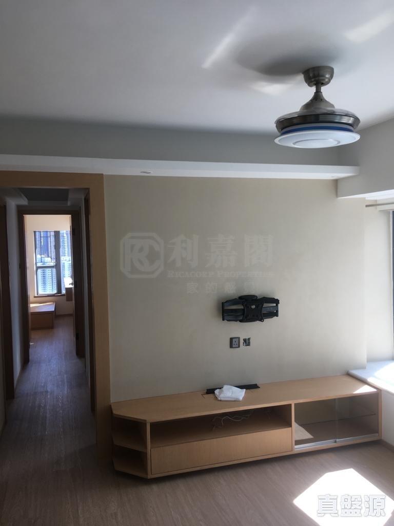 近科大，坑口站2分钟，3房带家具24.5k