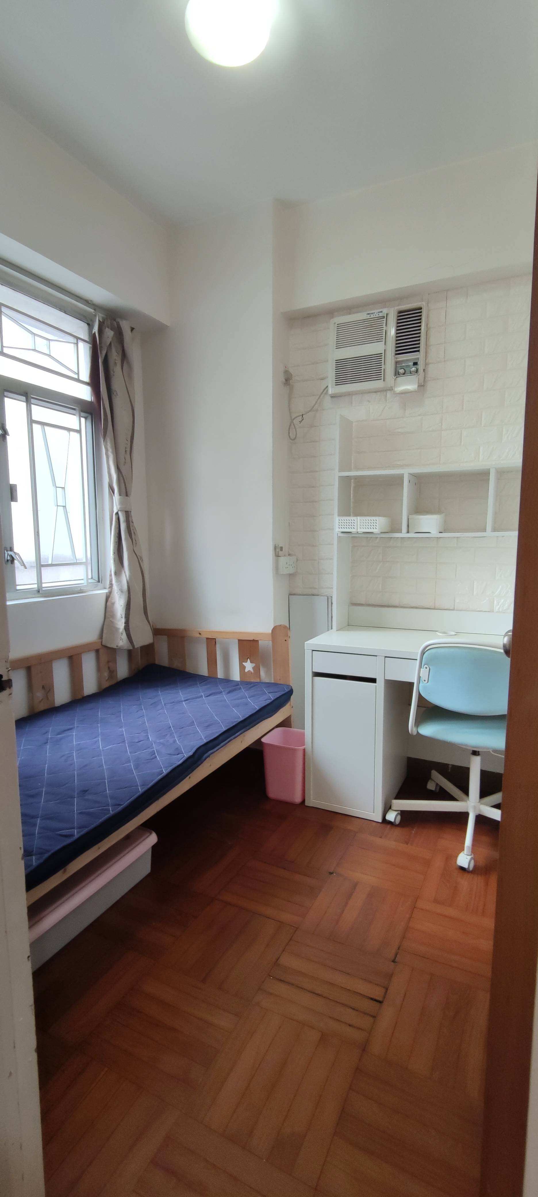 「旺角市区  高层3个单间」近地铁站，沿线直达各大院校，邻近香港大型水果蔬菜市场，家电家具全备，方便舒适！