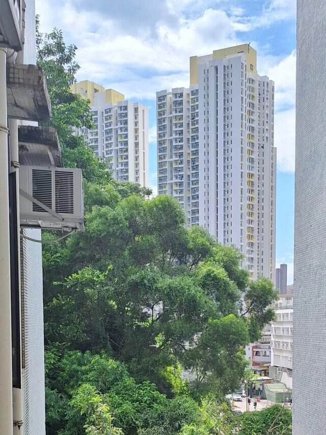 超值女生单间，月付，步行城大8分钟，1分钟到石硖尾地铁站。