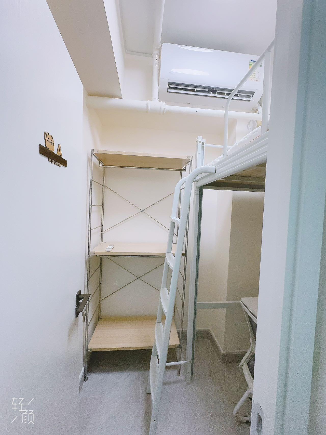 港大25fall西營盤地铁口旁
