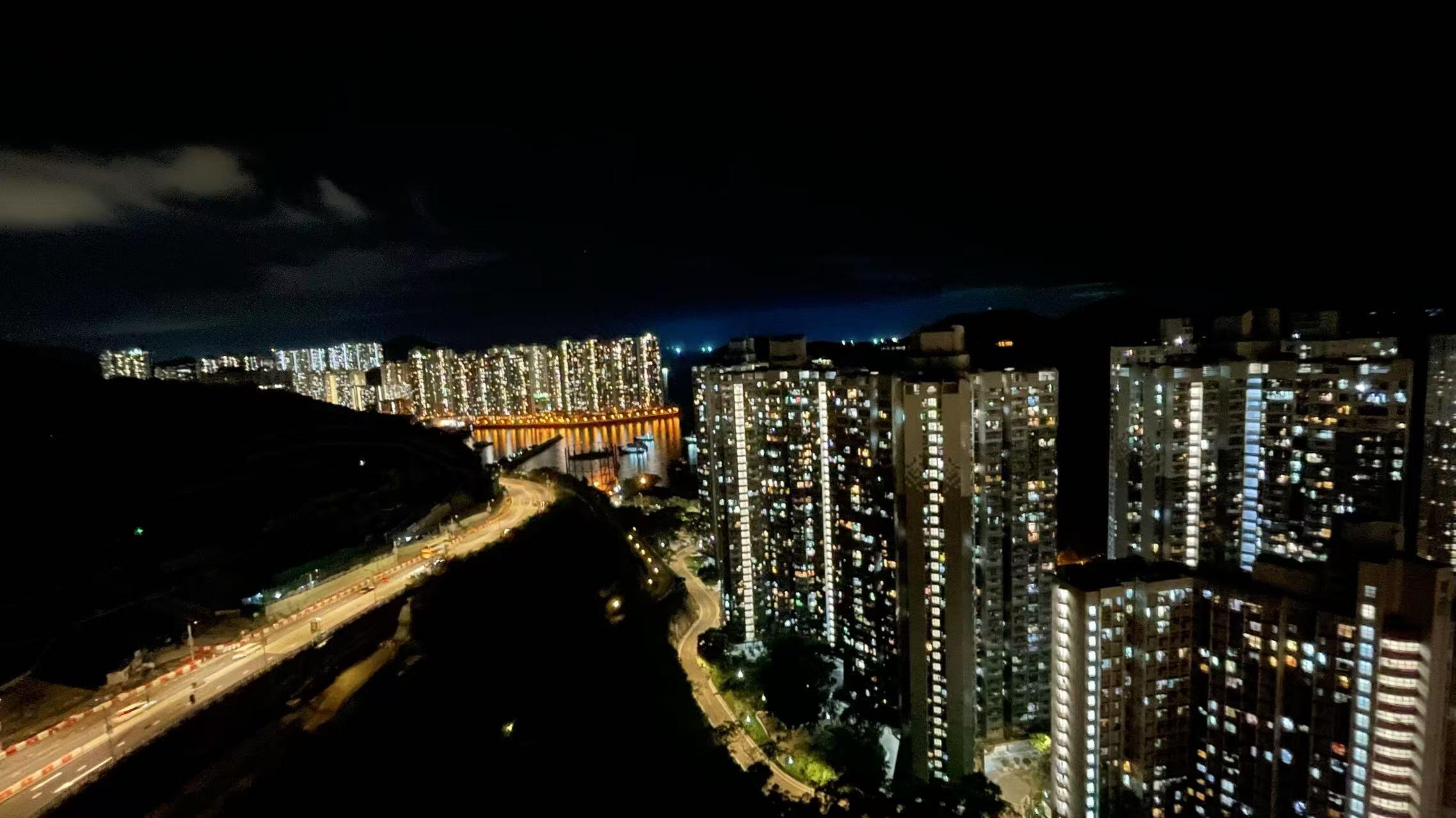 港岛【超大主卧带飘窗】转租，近港大，中环