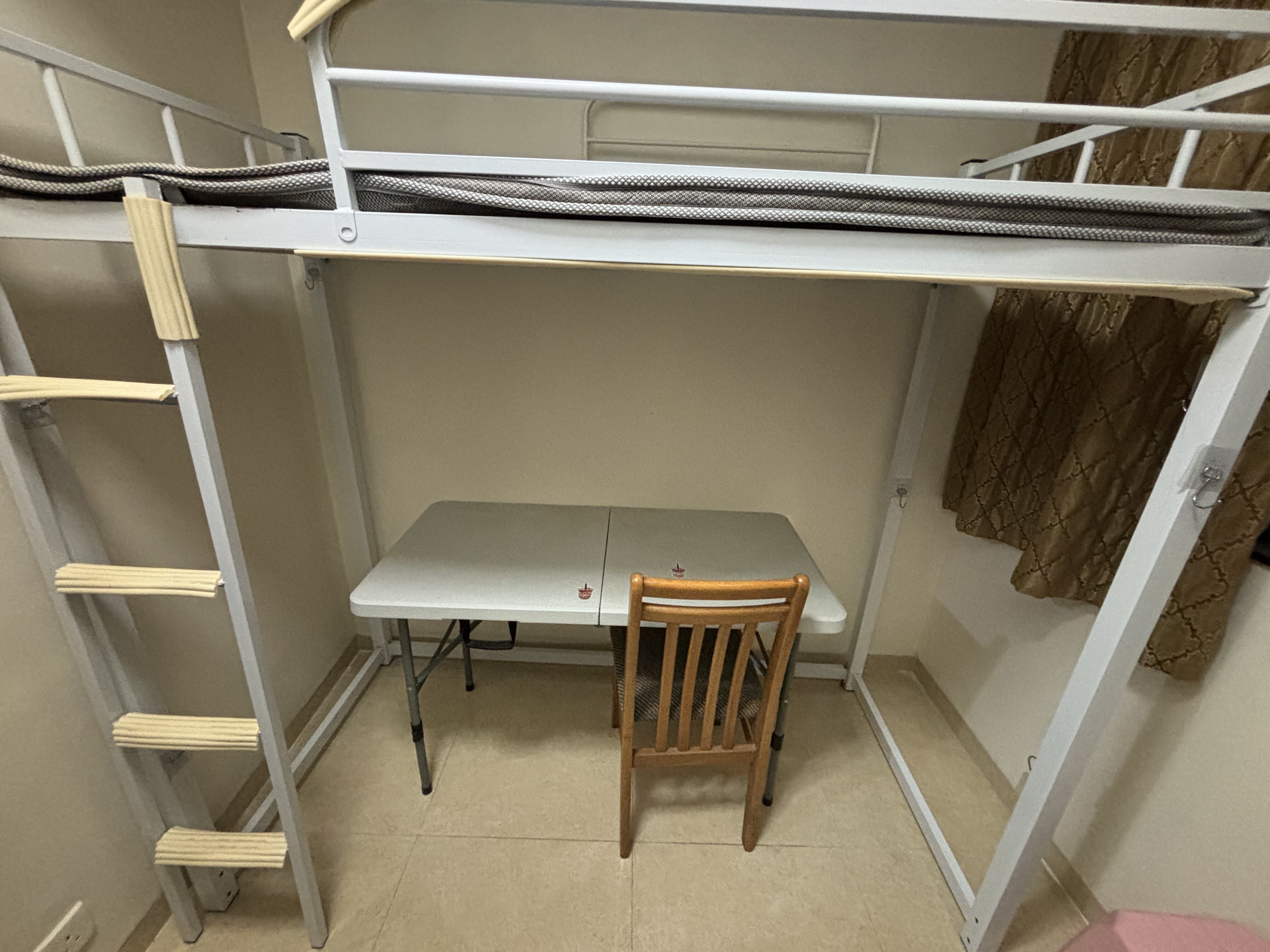 香港好房出租，找男生