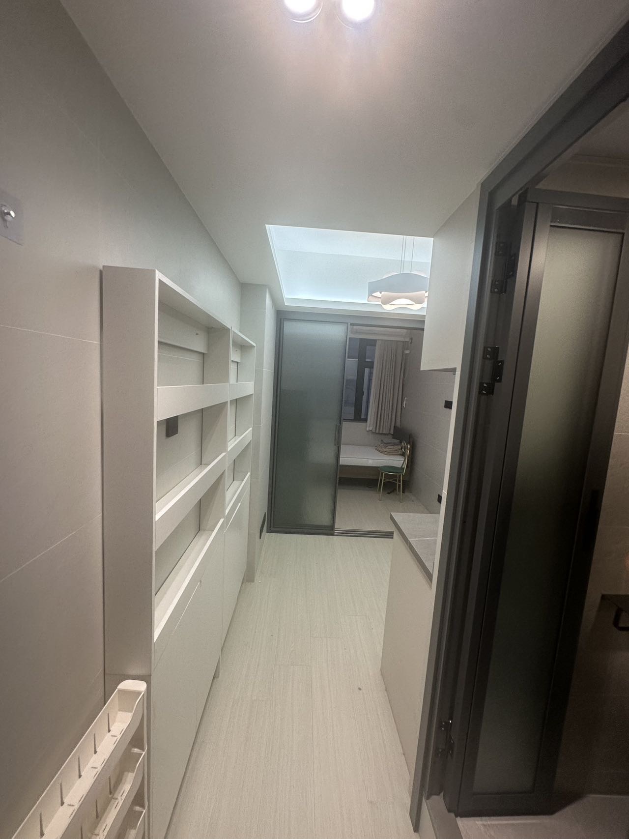 即日起香港大学b2口独卫一室一厅