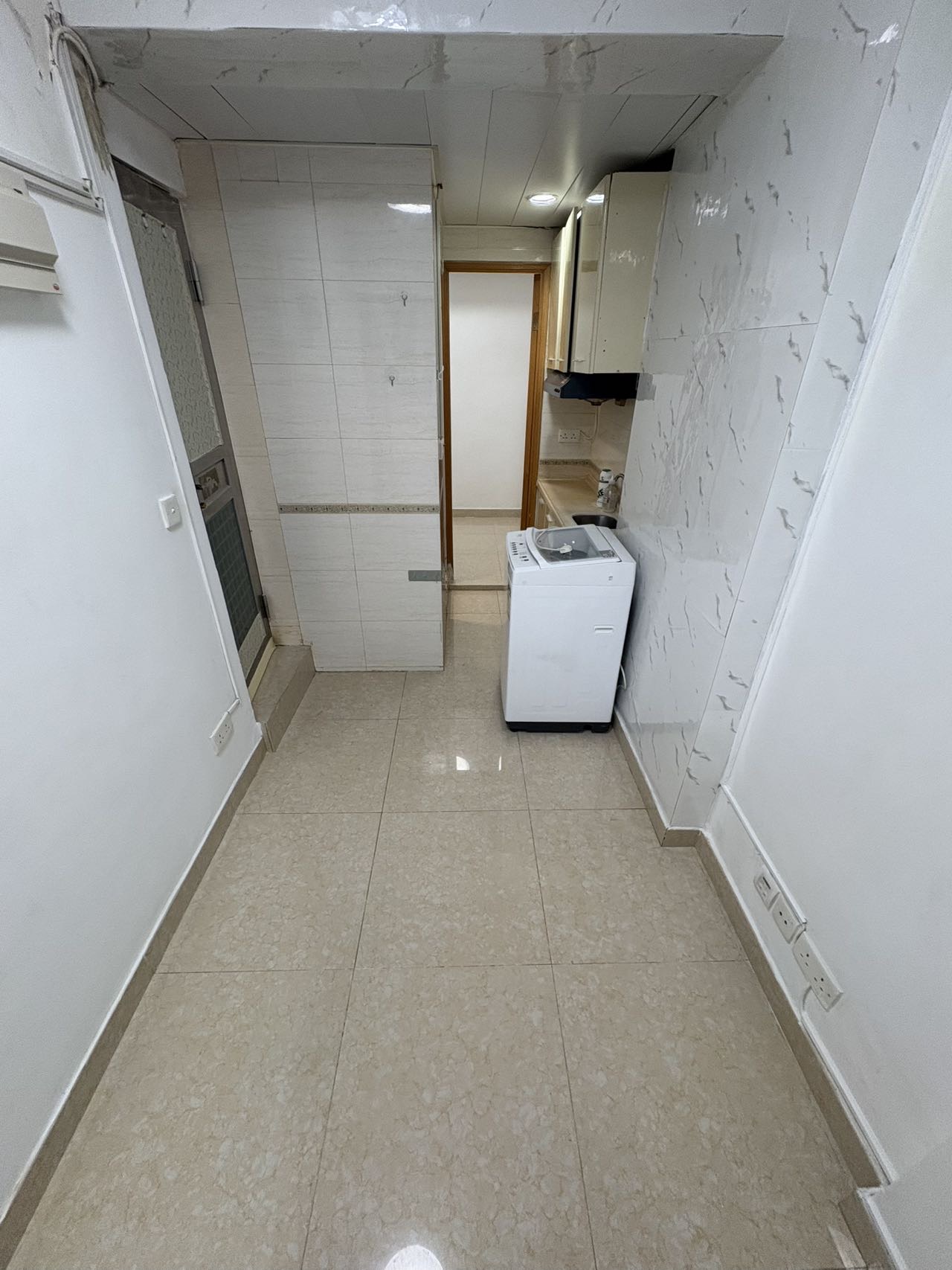 柯士甸兩房 地鐵兩站到理工 有電梯保安
