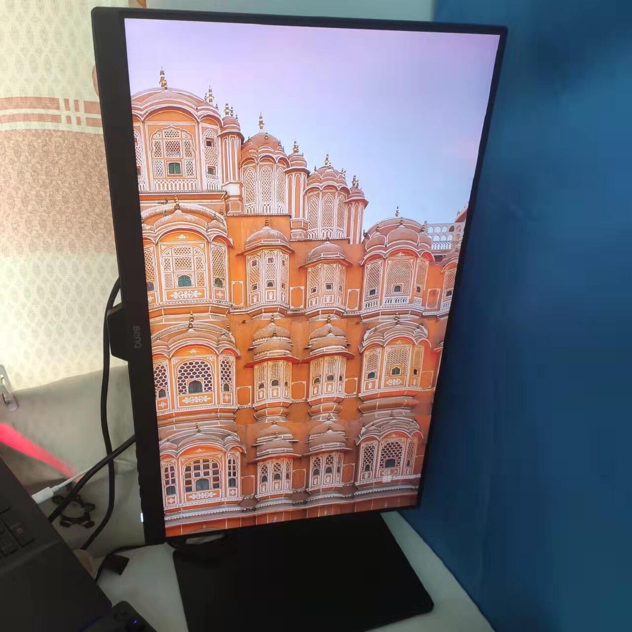 明基显示器