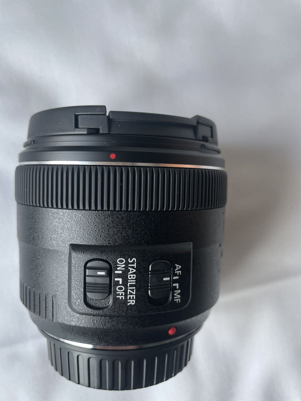 Canon EF 35mm f/2 IS USM