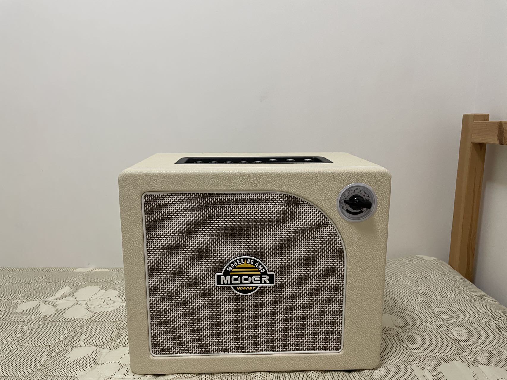 Mooer soundbar 魔耳大黄蜂音箱