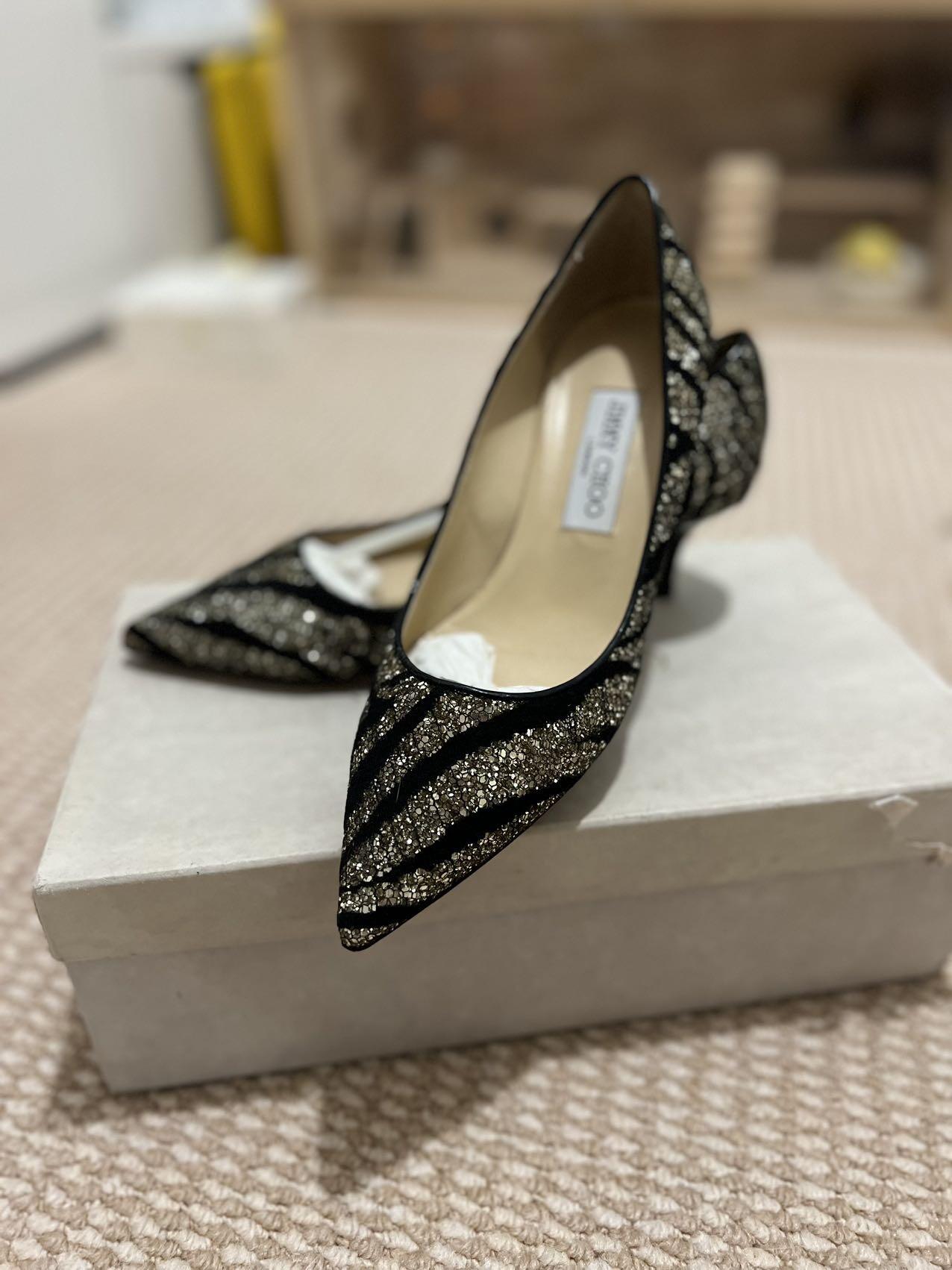 Jimmy Choo 黑色闪闪高跟鞋