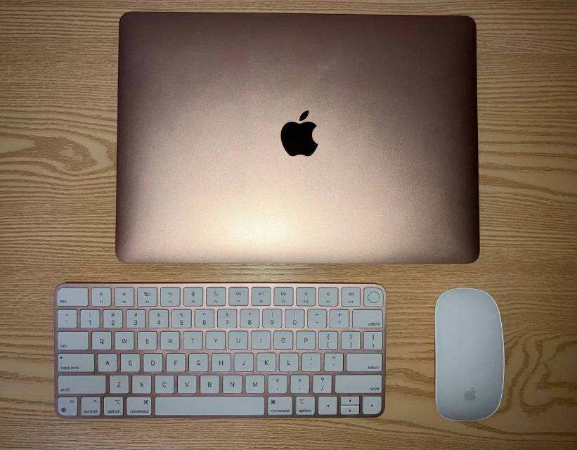 MacBook Air M1