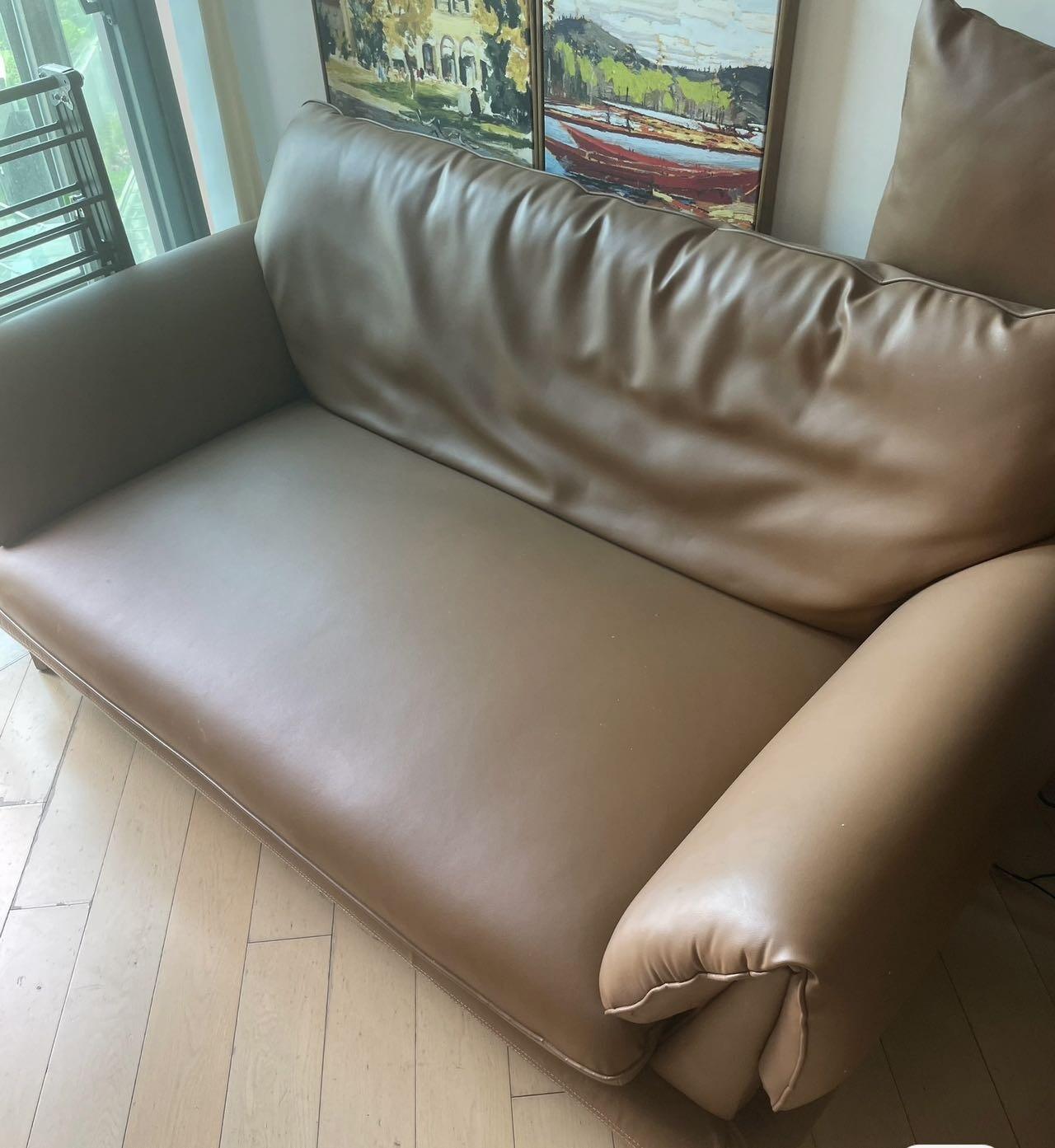 牛皮棕色沙发几乎全新