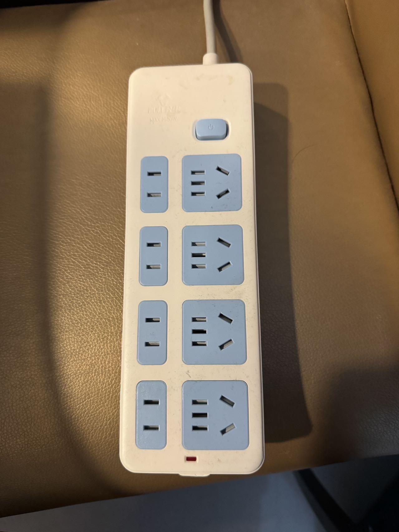 公牛转换排插