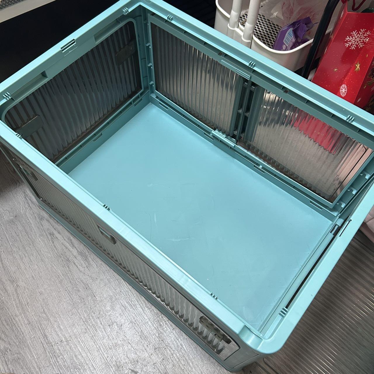 收纳箱