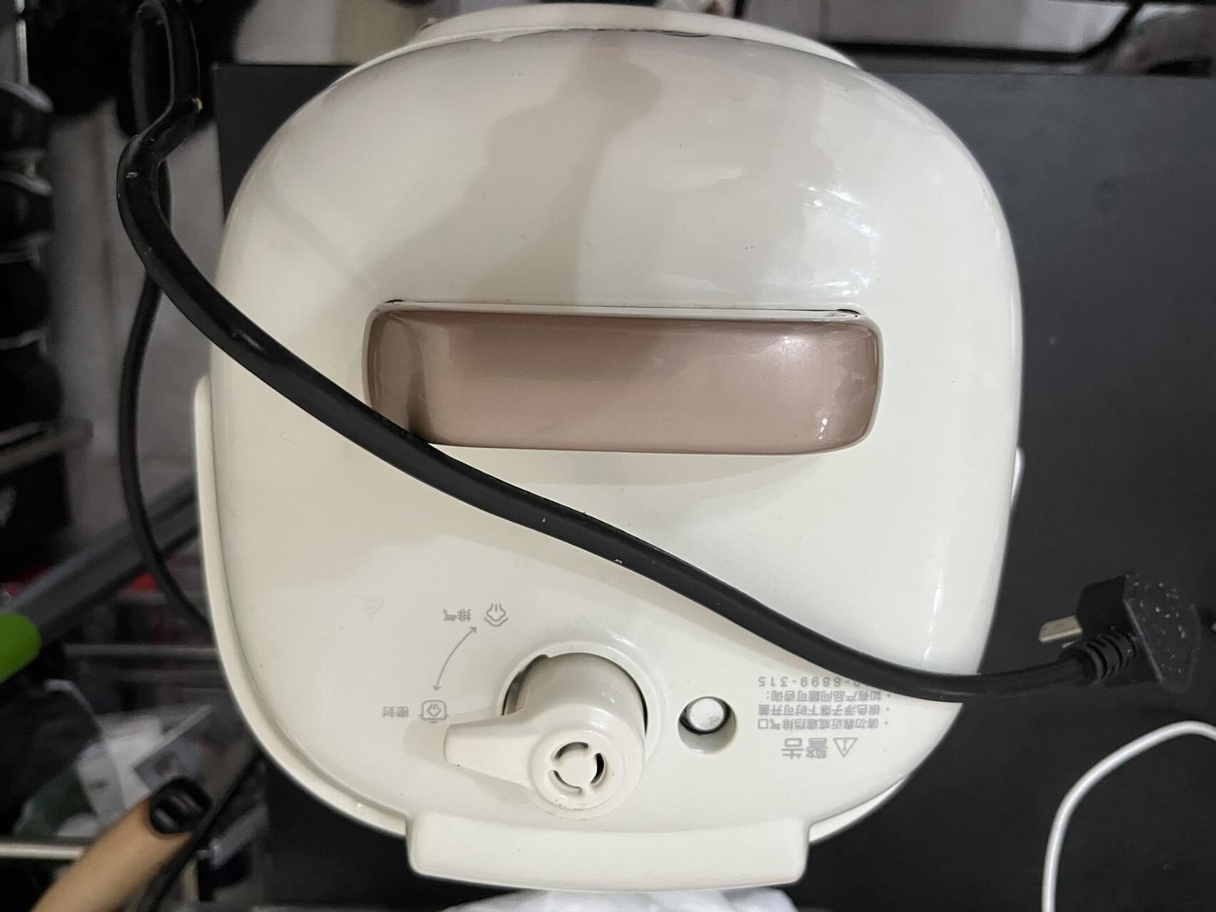 美的1.8L電壓力鍋