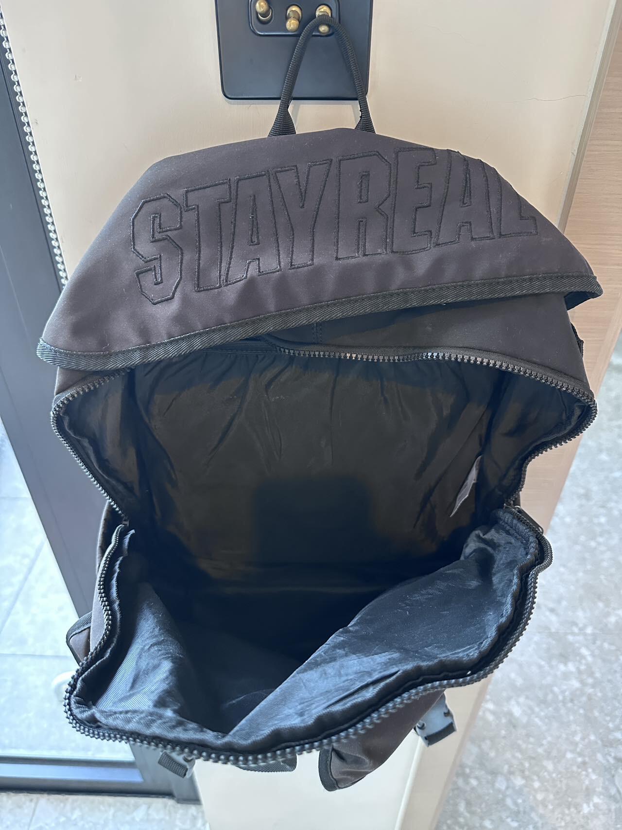 Stayreal 书包