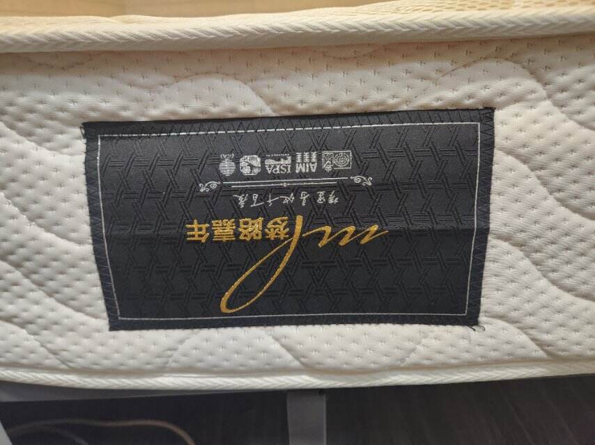 54吋 x 75吋床褥 床墊 matress