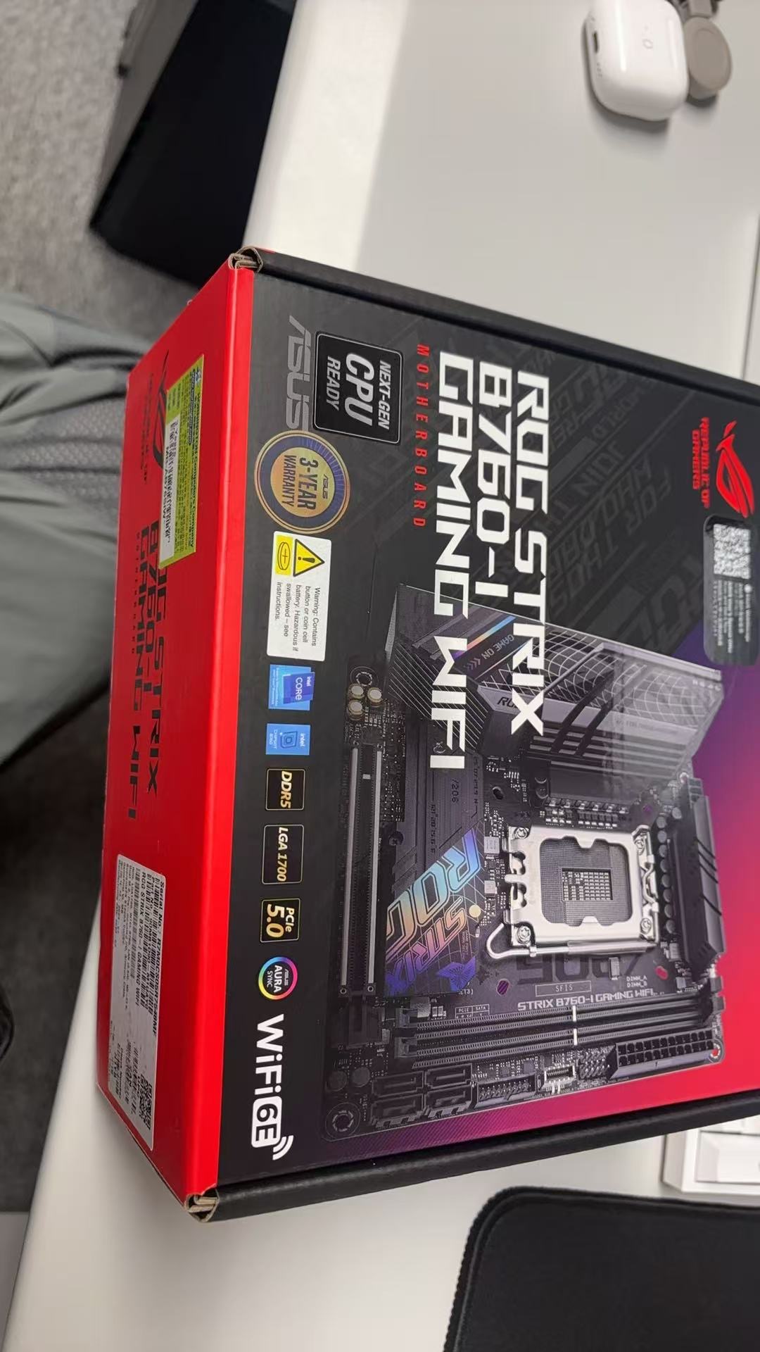 3080显卡 ROG主板 360水冷 电脑主机