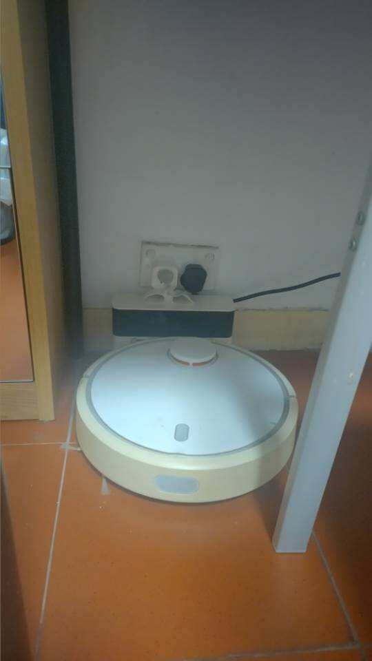 小米一代扫地机器人
