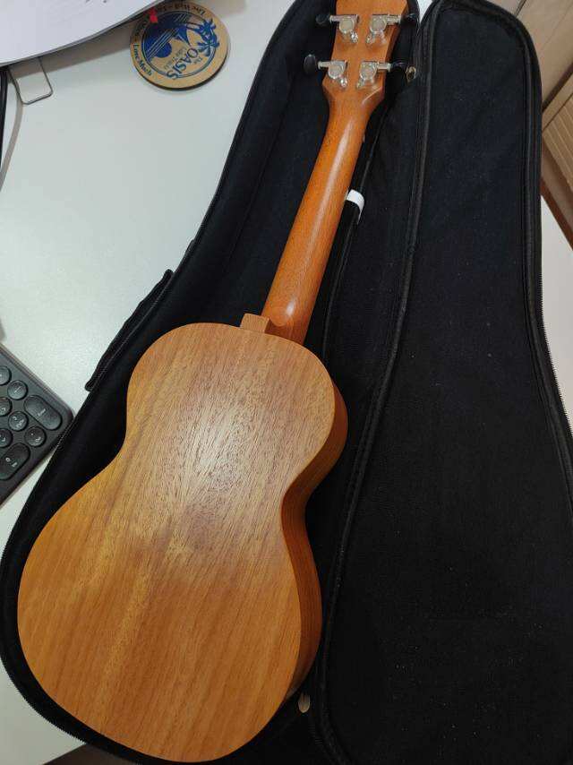 尤克里里