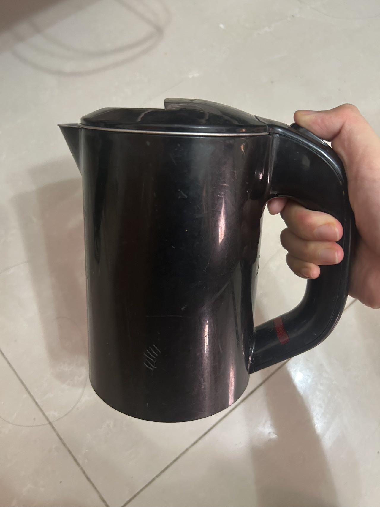 电热水壶