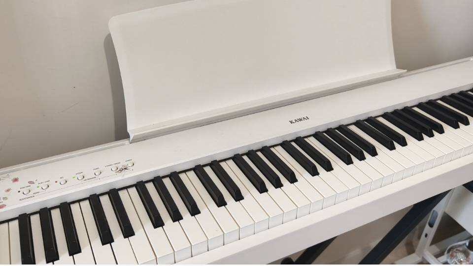 Kawai ES110 88键白色电钢琴（琴包有轮子）上门自取立减200