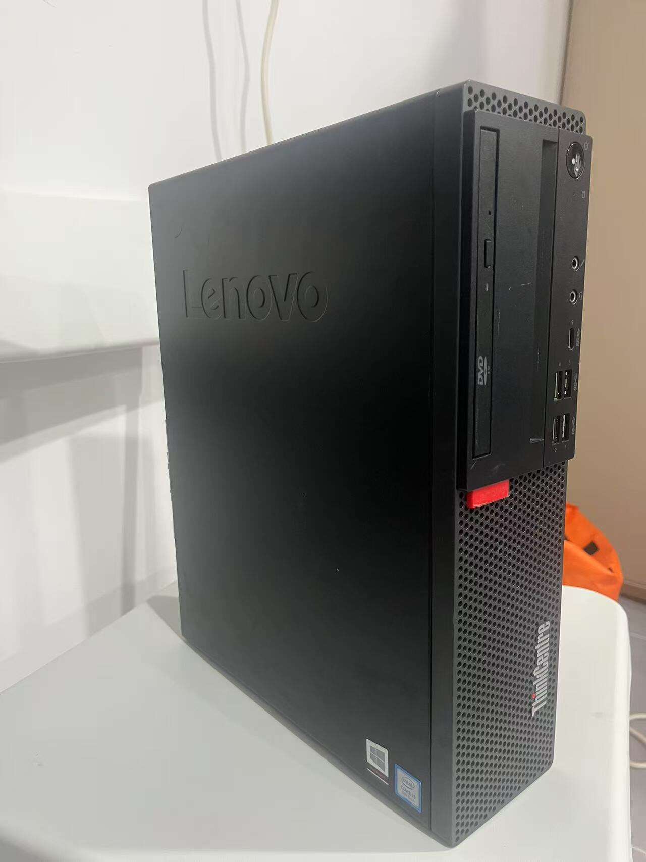 Lenovo ThinkCentre M720s 桌上型電腦 - Core i5 i5-8500 - 8/ 16 GB RAM - 256 /512 /1TB SSD - 小型外形