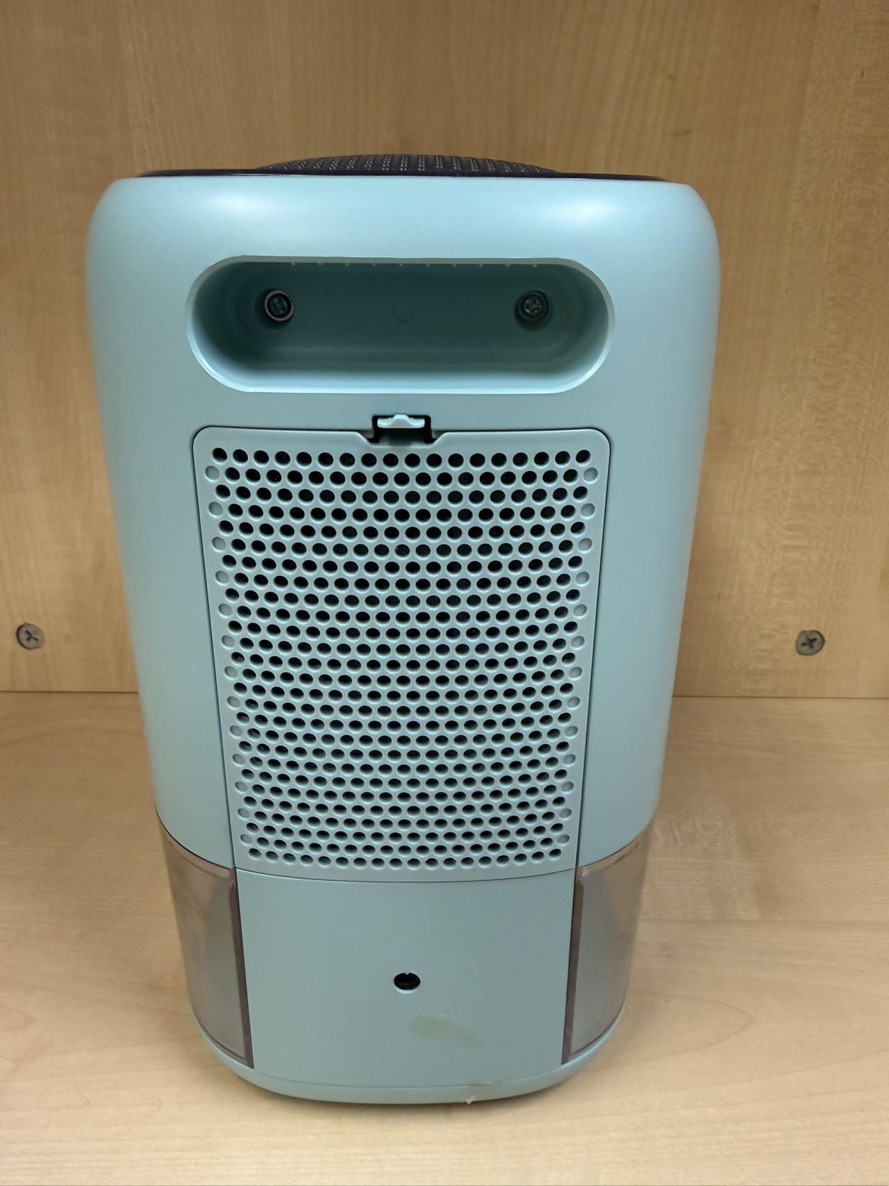 迷你桌面除湿机 骨折价出！