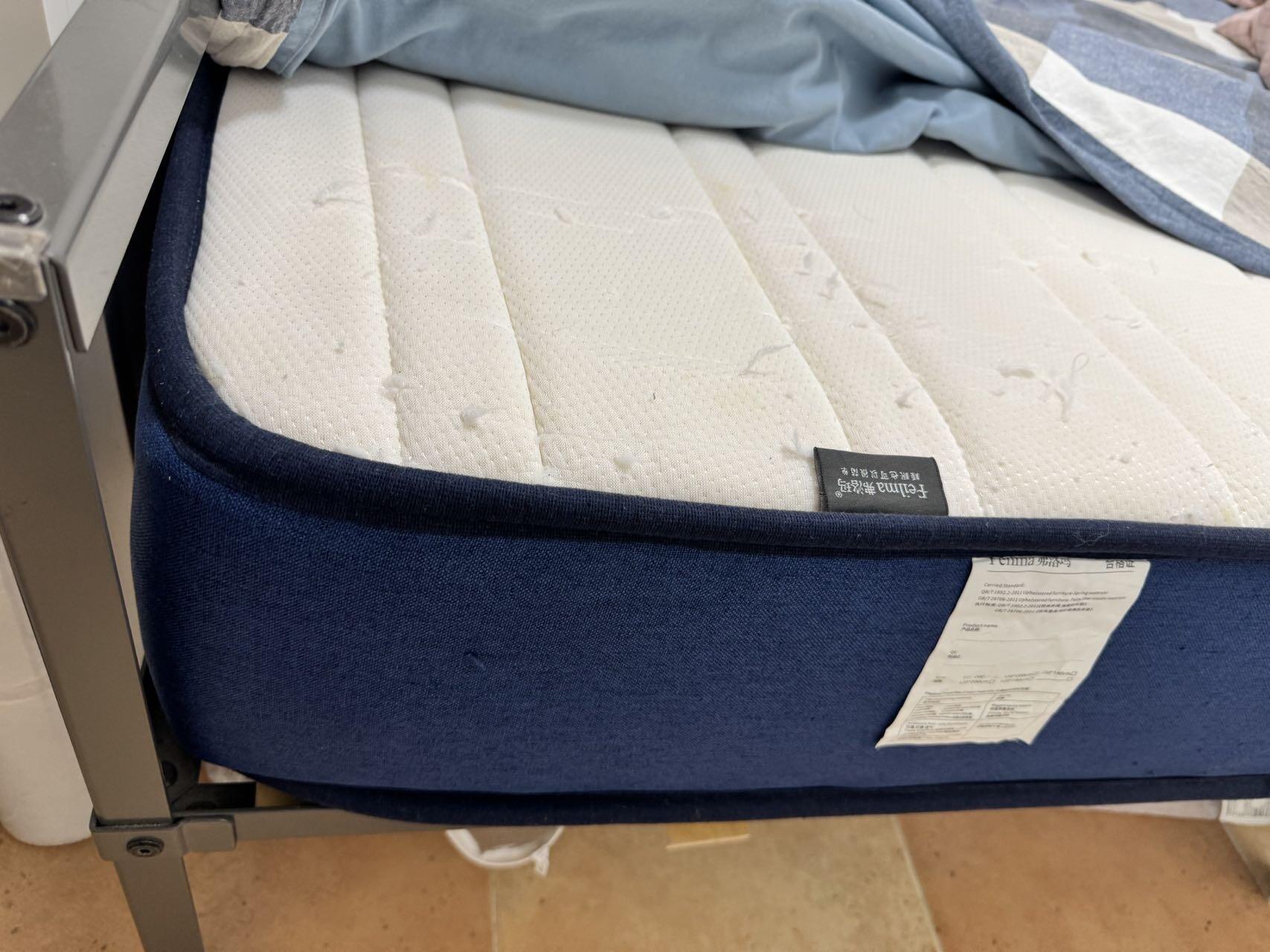 1.35m*2m 床架+加厚品质床垫