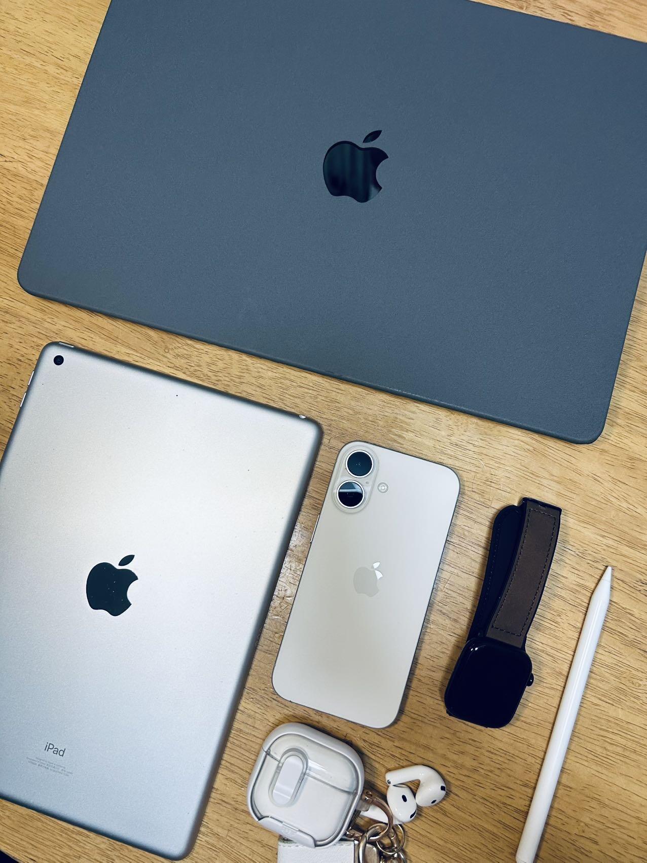 Apple MacBook Air 15吋 M3 2024