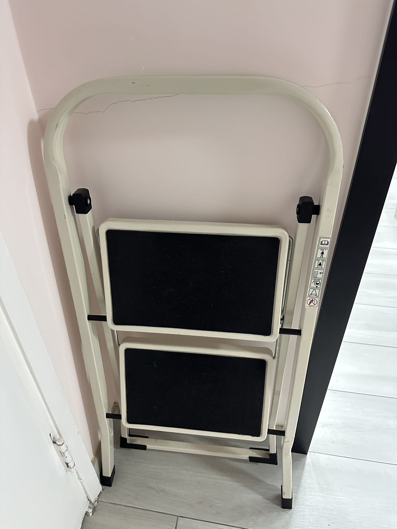 双层折叠小梯子