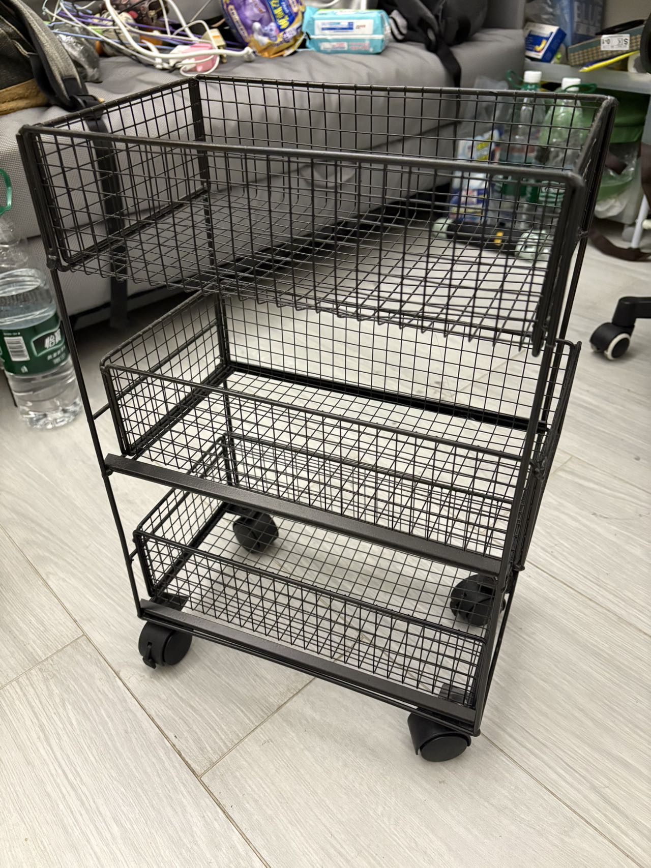 办公室桌下置物架收纳筐工位放包带轮小推车宿舍移动零食收纳架子