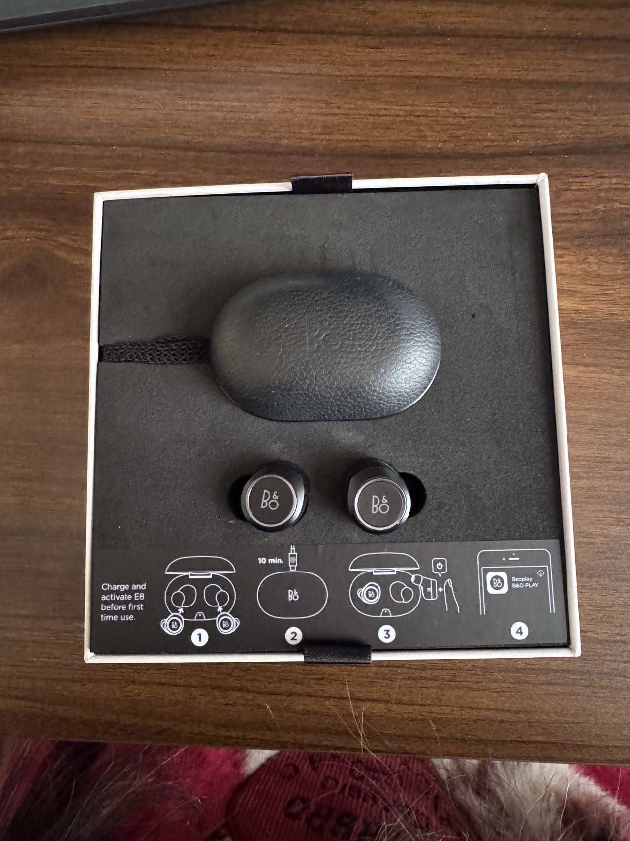 B&O Beoplay耳机 E8