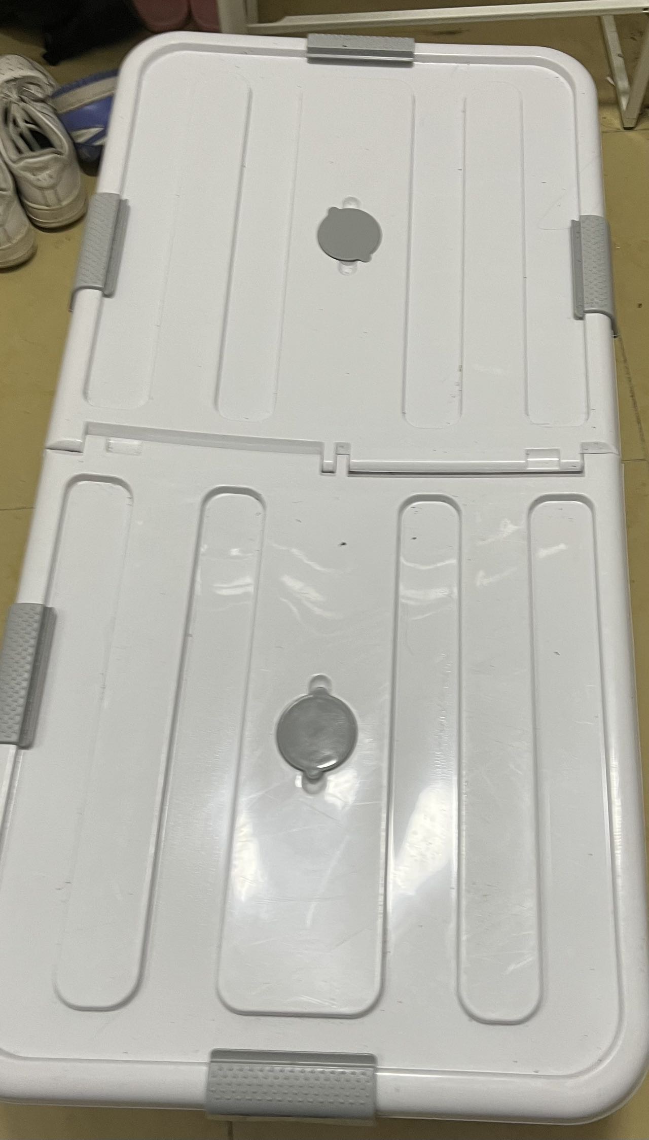 电风扇，收纳箱