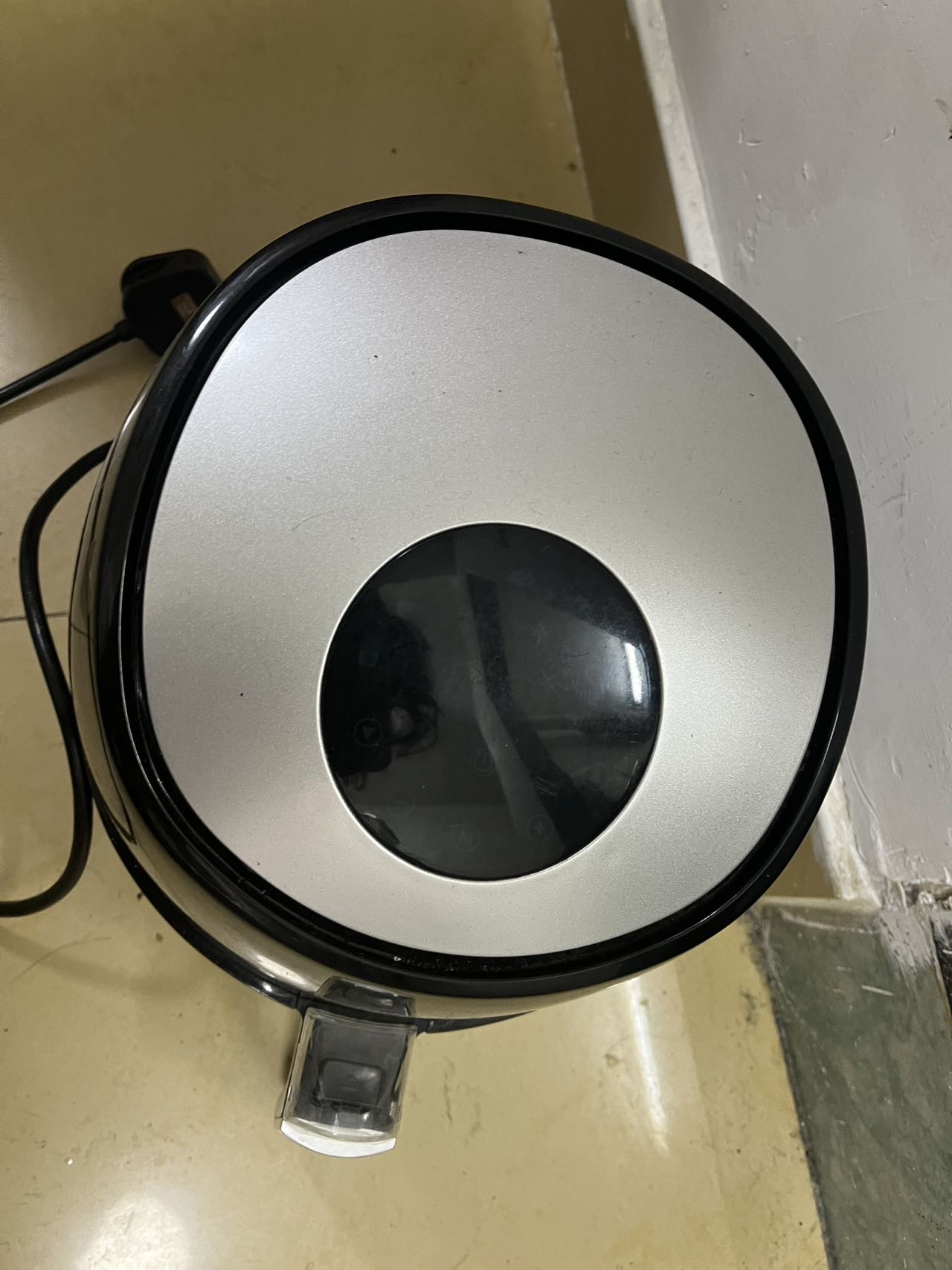 电风扇，收纳箱