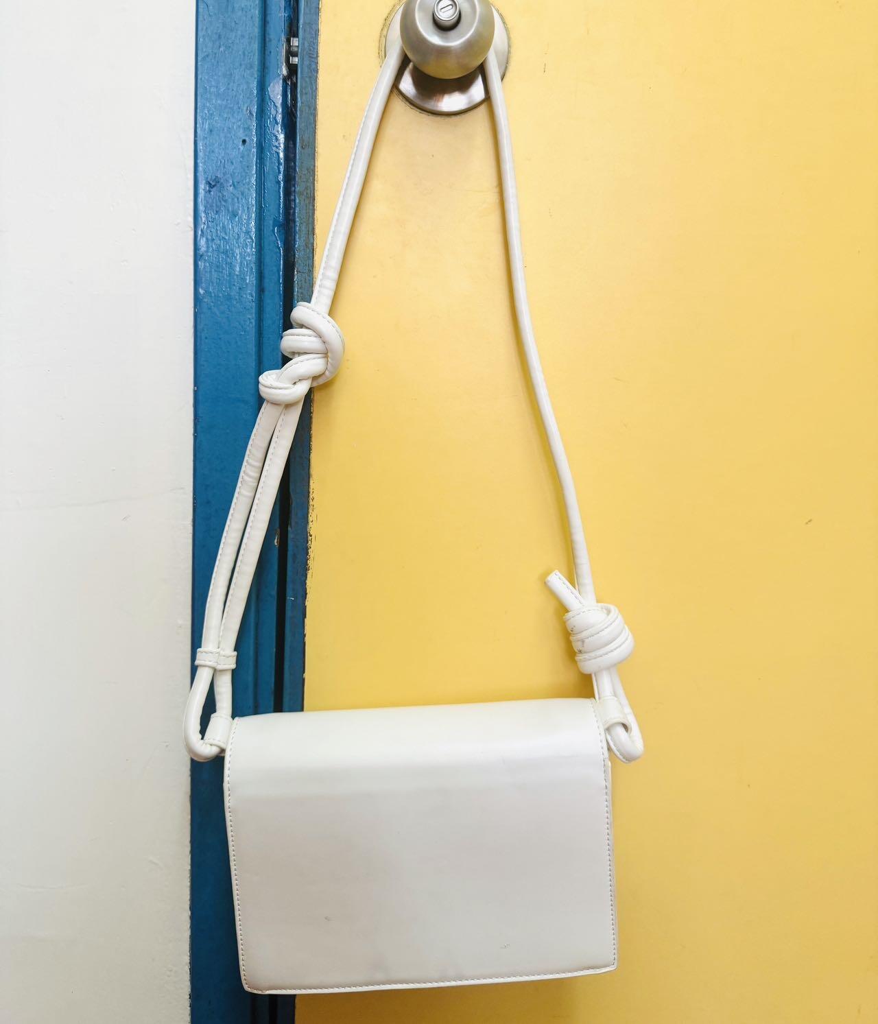 白色包包，骗子勿扰