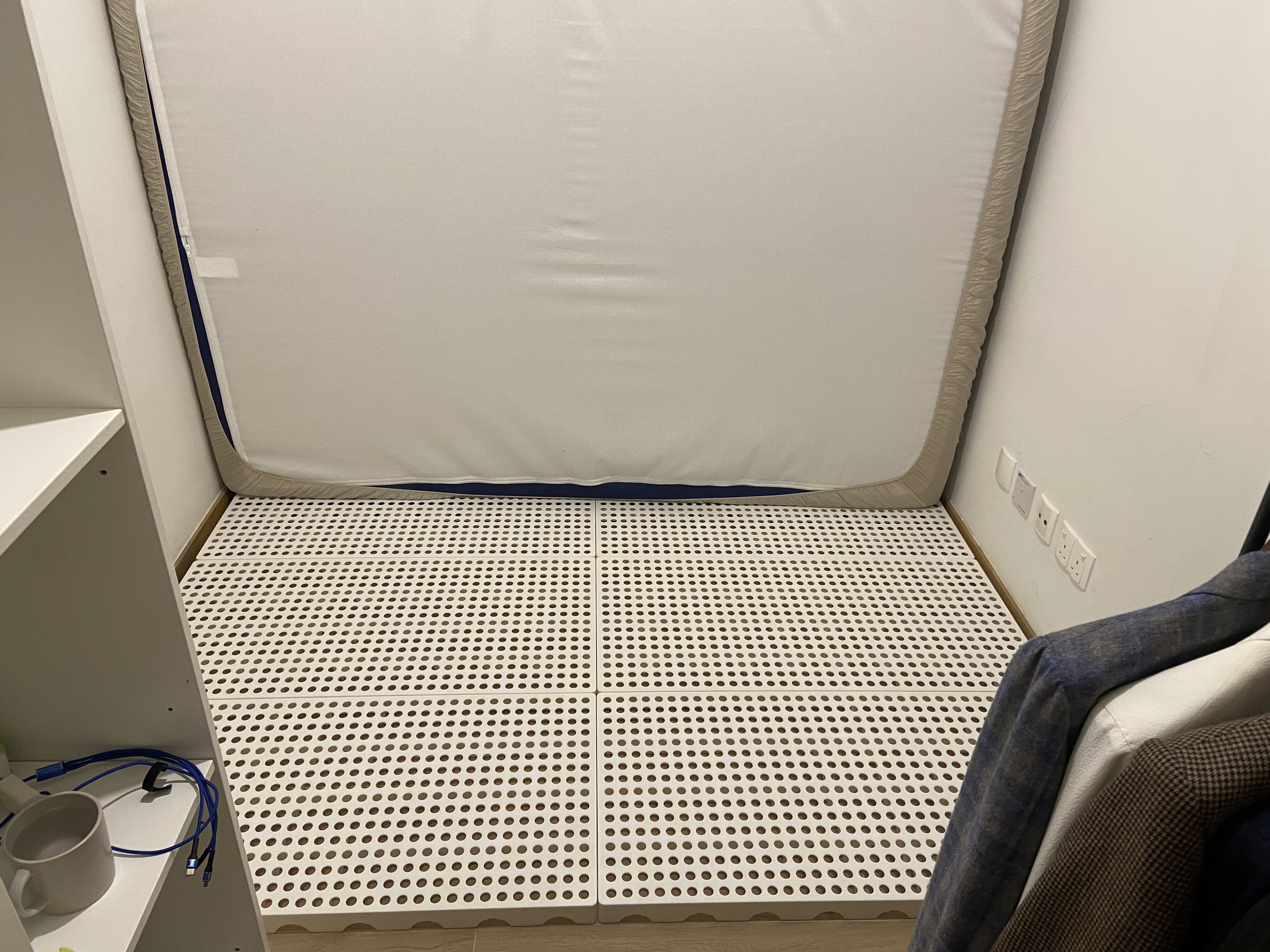 白色榻榻米床架 1.5*2m 方便小户型放下1.5m床