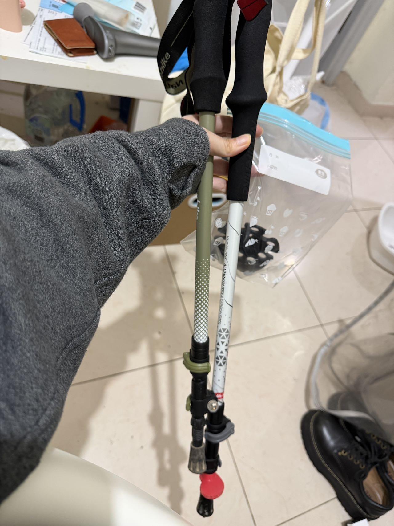 挪客碳纤维登山杖碳素超轻伸缩男女徒步专业户外手杖