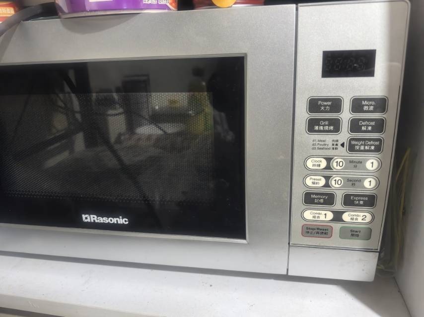 微波炉，小冰箱，单人两用折叠床