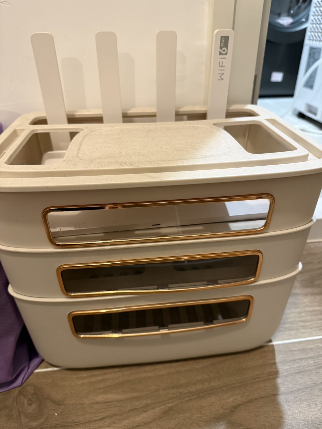 华为荣耀3000兆路由器送电线收纳盒