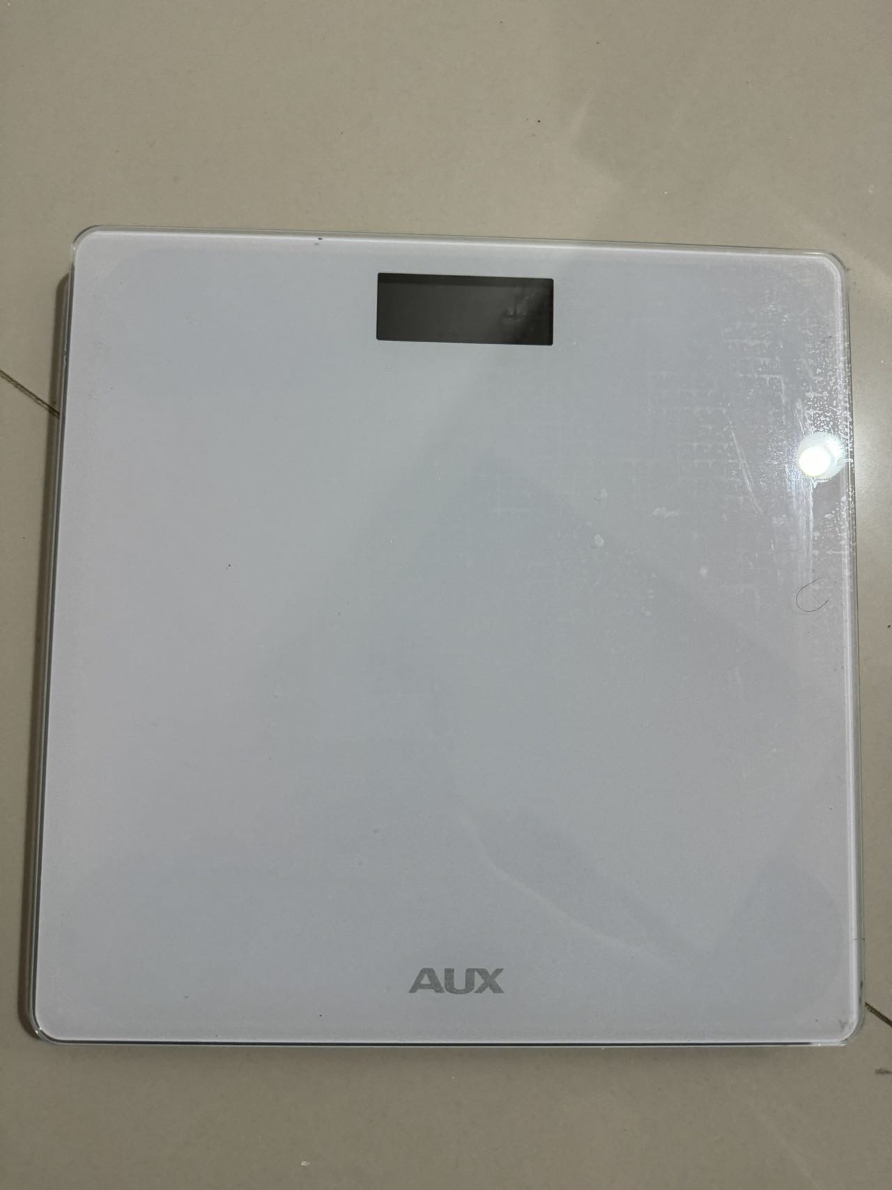 体重秤有，智能台灯，转换头等