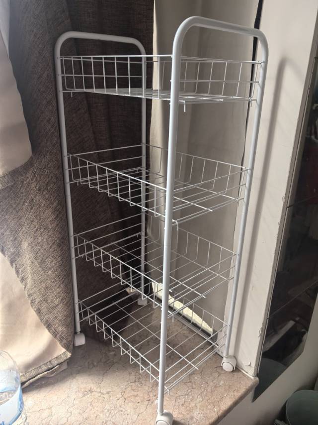 小推车四层带滑轮置物架